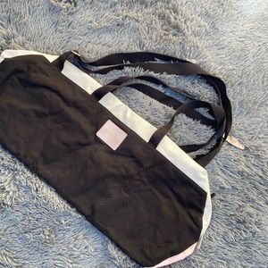 Victorias Secret Limited Edition Getaway Duffel Bag